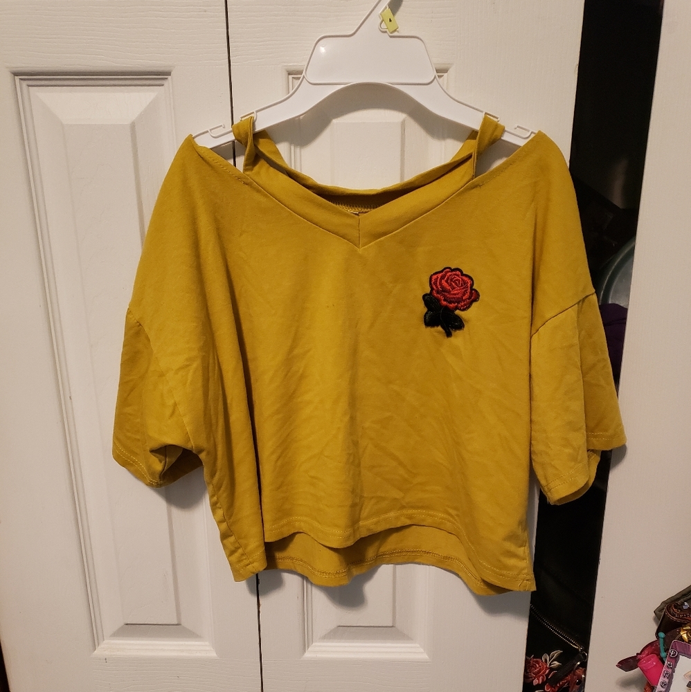 Rose crop shirt